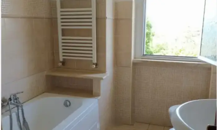 Rexer-Stimigliano-Appartamento-in-vendita-in-via-Guido-Rossa-a-Stimigliano-Bagno