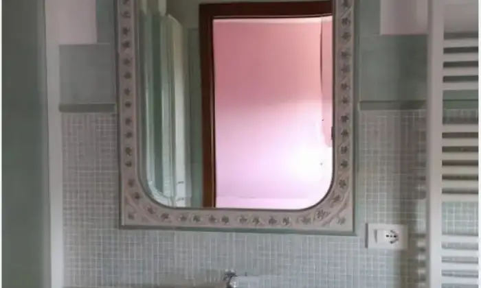 Rexer-Stimigliano-Appartamento-in-vendita-in-via-Guido-Rossa-a-Stimigliano-Bagno