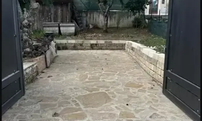Rexer-Monteleone-di-Puglia-Vendesi-Palazzina-a-Monteleone-di-Puglia-Terrazzo
