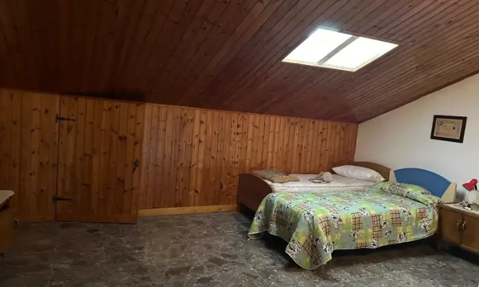 Rexer-Monteleone-di-Puglia-Vendesi-Palazzina-a-Monteleone-di-Puglia-CAMERA-DA-LETTO