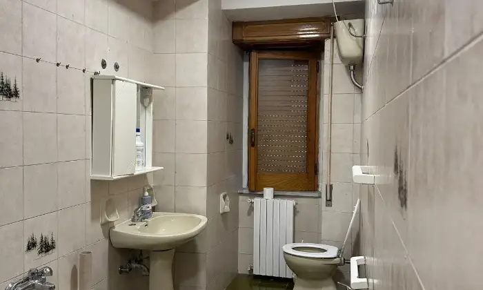 Rexer-Monteleone-di-Puglia-Vendesi-Palazzina-a-Monteleone-di-Puglia-BAGNO