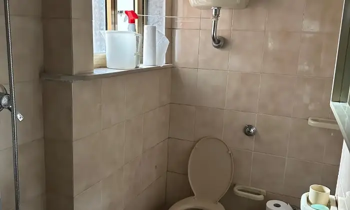 Rexer-Monteleone-di-Puglia-Vendesi-Palazzina-a-Monteleone-di-Puglia-BAGNO