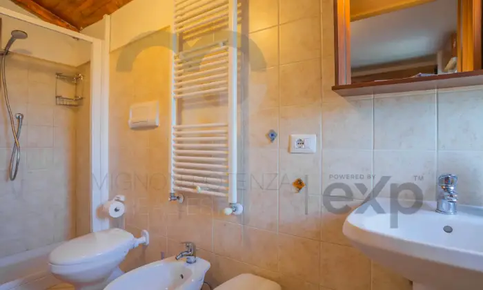 Rexer-Monteleone-di-Puglia-Vendesi-villa-in-Contrada-Cupazzo-a-Monteleone-di-Puglia-Bagno