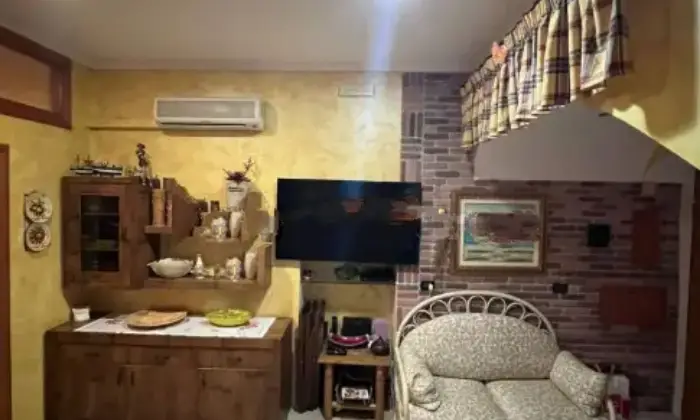 Rexer-Rodi-Garganico-Quadrilocale-Strada-Provinciale-Ischitella-Rodi-Garganico-Cucina