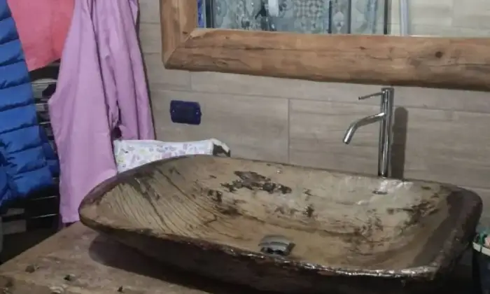 Rexer-Lillianes-Vendesi-baita-via-Roma-Lillianes-AO-Bagno