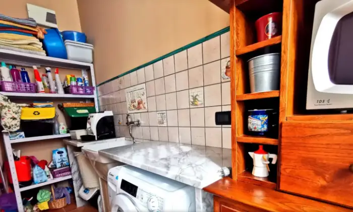 Rexer-Santa-Flavia-Appartamento-in-vendita-in-via-Giovanni-Falcone-a-Santa-Flavia-Cucina