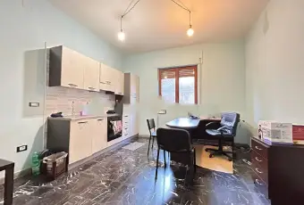 Rexer-Santa-Maria-Capua-Vetere-Vendesi-appartamento-in-Via-Giovanni-Amendola-a-Santa-Maria-Capua-Vetere-Cucina