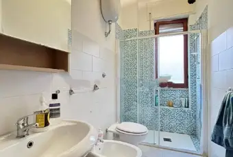 Rexer-Santa-Maria-Capua-Vetere-Vendesi-appartamento-in-Via-Giovanni-Amendola-a-Santa-Maria-Capua-Vetere-Bagno