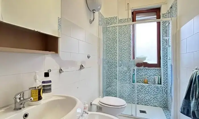 Rexer-Santa-Maria-Capua-Vetere-Vendesi-appartamento-in-Via-Giovanni-Amendola-a-Santa-Maria-Capua-Vetere-Bagno