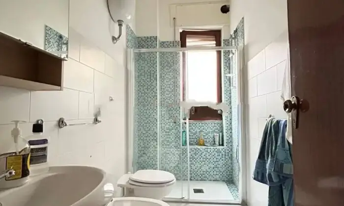 Rexer-Santa-Maria-Capua-Vetere-Vendesi-appartamento-in-Via-Giovanni-Amendola-a-Santa-Maria-Capua-Vetere-Bagno