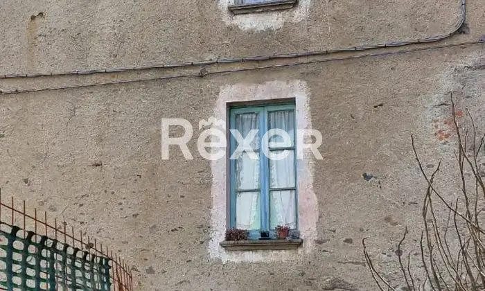 Rexer-Cremia-Vendesi-casa-indipendente-a-Cremia-C-Altro