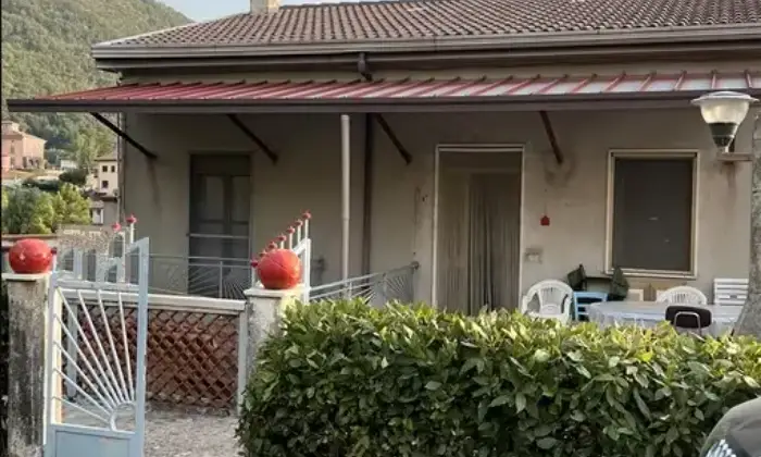 Rexer-Lauria-Vendesi-fabbricato-terratetto-in-Contrada-San-Crispino-a-Lauria-Terrazzo