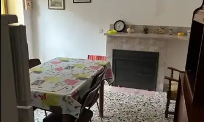 Rexer-Lauria-Vendesi-fabbricato-terratetto-in-Contrada-San-Crispino-a-Lauria-Altro