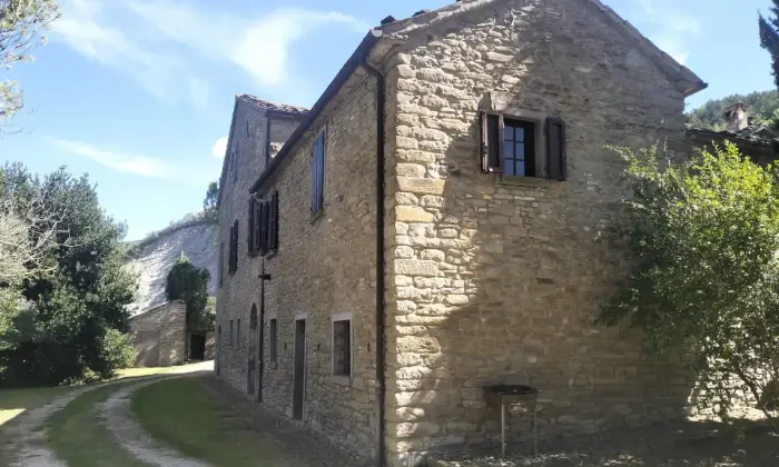 Rexer-Predappio-Una-tenuta-abitazioni-a-Predappio-FACCIATA