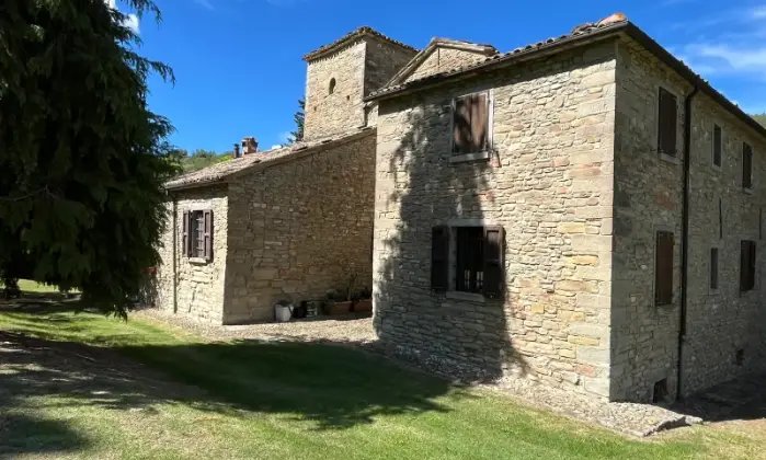 Rexer-Predappio-Una-tenuta-abitazioni-a-Predappio-FACCIATA