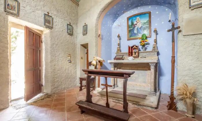 Rexer-Predappio-Una-tenuta-abitazioni-a-Predappio-CHIESA