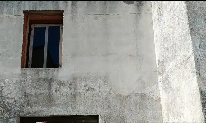 Rexer-San-Nicola-dellAlto-Magazzini-in-vendita-in-via-de-Rada-San-Nicola-dellAlto-Garage