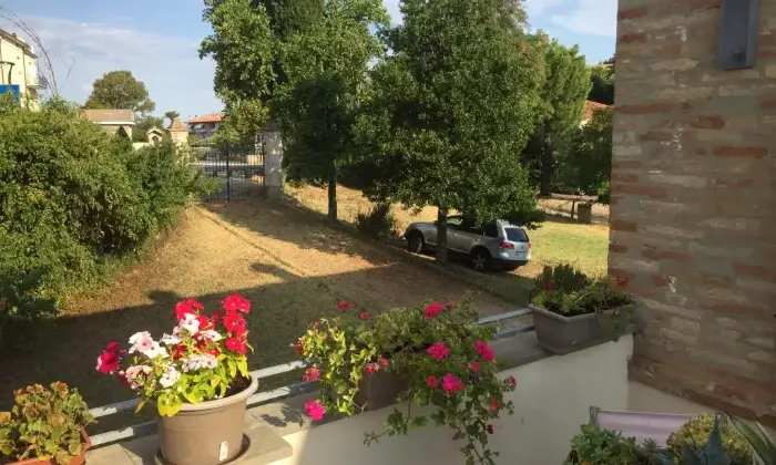 Rexer-Ostra-Vetere-Villa-in-vendita-in-Contrada-Santa-Croce-ad-Ostra-Vetere-Giardino