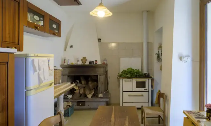 Rexer-gubbio-Propriet-rustica-in-vendita-in-via-del-Poderaccio-a-Gubbio-Altro