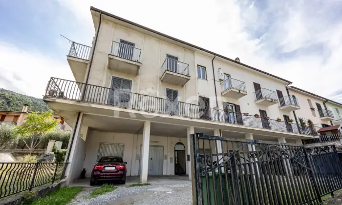 Rexer-Morano-Calabro-Quadrilocale-a-Morano-Calabro-FACCIATA