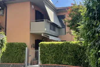 Rexer-San-Giovanni-la-Punta-Comodo-e-signorile-vani-due-elevazioni-a-Trappeto-centro-Terrazzo