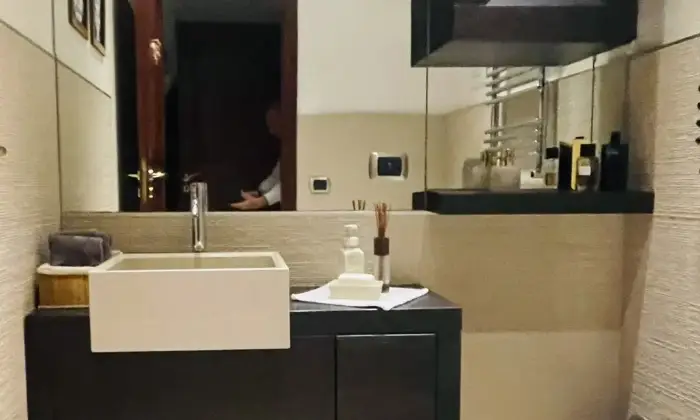 Rexer-San-Giovanni-la-Punta-Comodo-e-signorile-vani-due-elevazioni-a-Trappeto-centro-Bagno