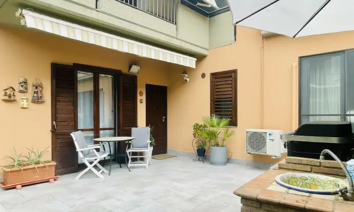 Rexer-San-Giovanni-la-Punta-Comodo-e-signorile-vani-due-elevazioni-a-Trappeto-centro-Terrazzo