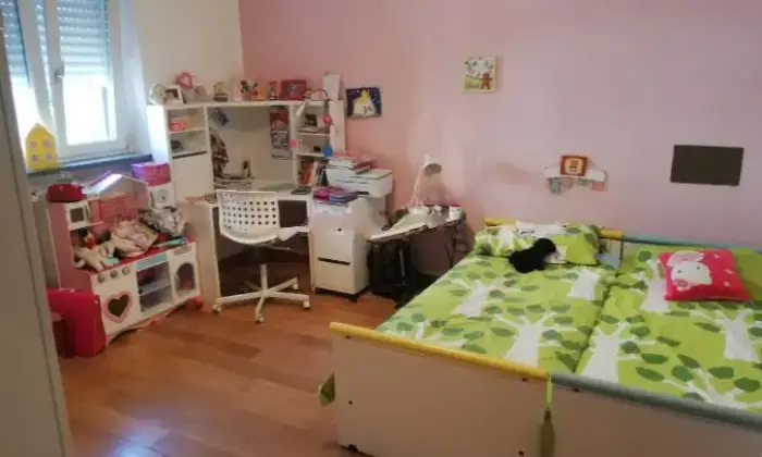 Rexer-Massafra-Appartamento-in-vendita-in-via-BolzanoMassafra-CameraDaLetto