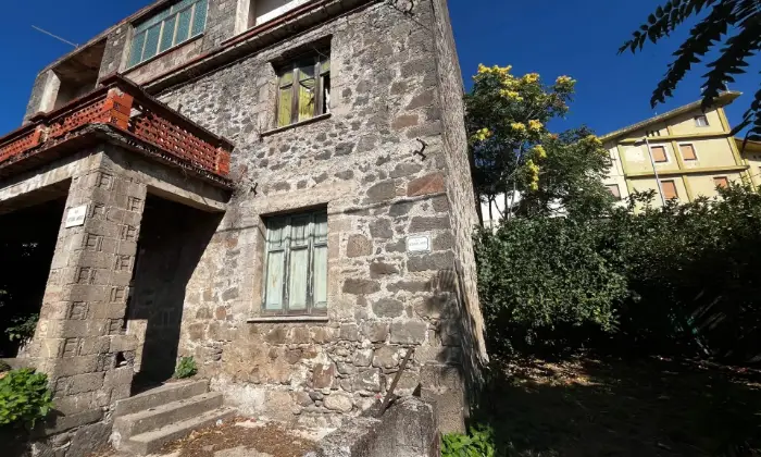 Rexer-Santu-Lussurgiu-Casa-in-vendita-in-via-Vittorio-Angius-a-Santu-Lussurgiu-Terrazzo