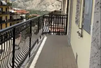 Rexer-SantArcangelo-Trilocale-viale-Isabella-Morra-SantArcangelo-balcone