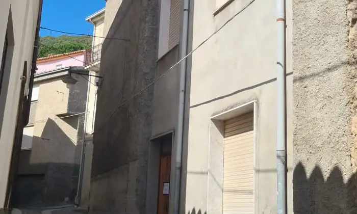 Rexer-Bitti-Vendiamo-casa-indipendente-Garage
