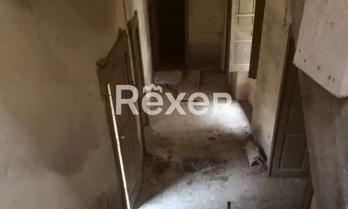 Rexer-Bitti-Vendiamo-casa-indipendente-Altro