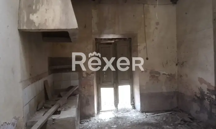 Rexer-Bitti-Vendiamo-casa-indipendente-Altro