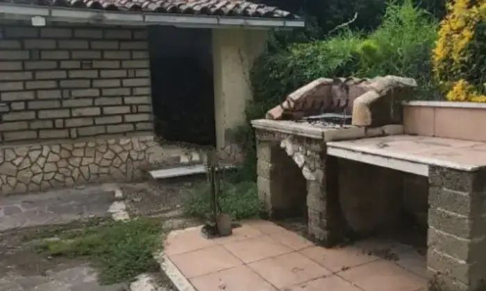 Rexer-Genazzano-Vendesi-villa-via-delle-martorelle-a-Genazzano-Terrazzo