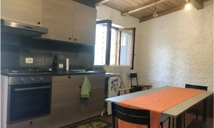 Rexer-Genazzano-Vendesi-villa-via-delle-martorelle-a-Genazzano-Cucina