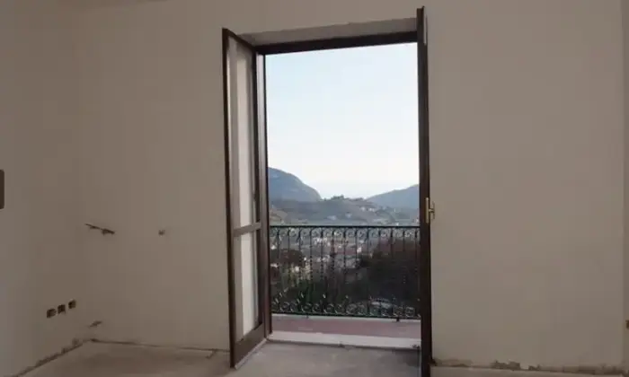 Rexer-Cava-d-Tirreni-Vendesi-casa-in-Traversa-Francesco-Sorrentino-Cava-de-Tirreni-Altro