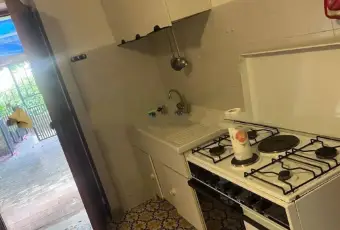 Rexer-Diamante-Vendesi-appartamento-in-Via-Pastani-a-Diamante-Cucina