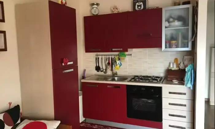 Rexer-Calatabiano-Appartamento-in-Via-Monteforte-Banco-Calatabiano-Cucina