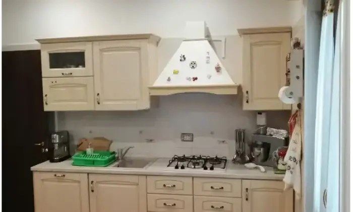 Rexer-San-Giorgio-Ionico-Appartamento-in-via-Tommaso-Campanella-a-San-Giorgio-Jonico-Cucina