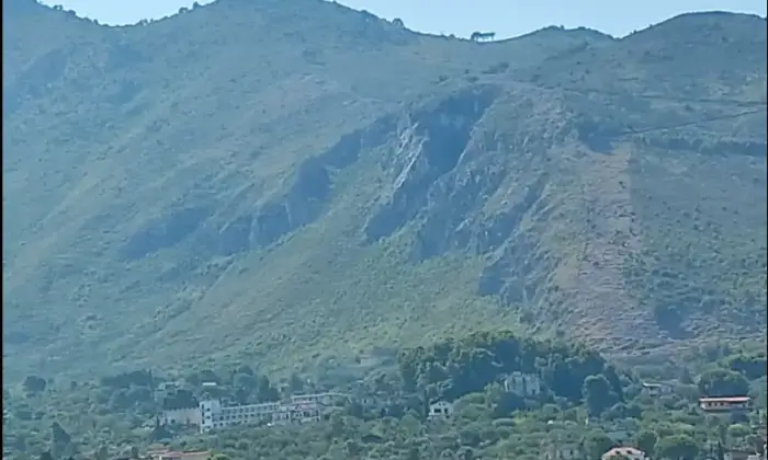 Rexer-Carini-Appartamento-in-vendita-in-via-Trento-a-Carini-Terrazzo