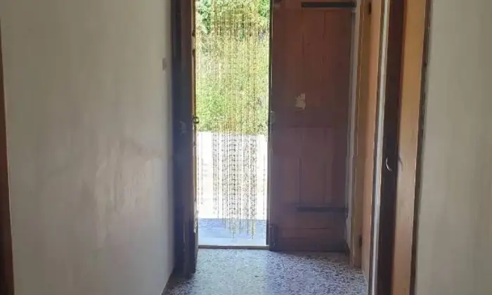 Rexer-Force-Vendesi-Casale-Contrada-Santa-Lucia-a-Force-Altro