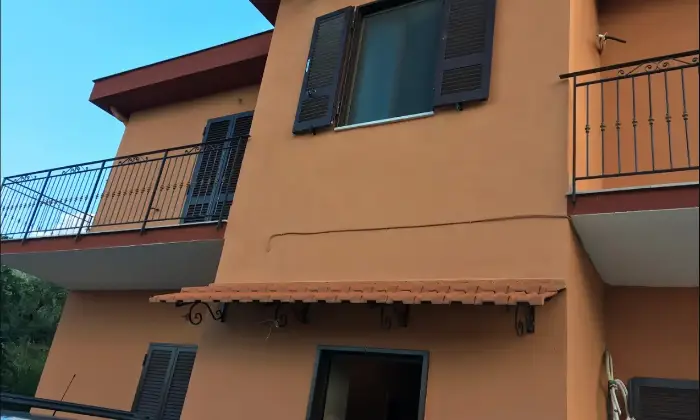 Rexer-Tocco-Caudio-Villa-Casa-indipendente-in-Contrada-Chiano-Tocco-Caudio-Terrazzo