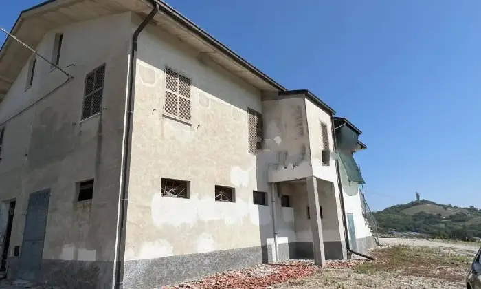 Rexer-Cermignano-Vendesi-casale-in-Contrada-Saputelli-di-Sopra-a-Cermignano-Giardino