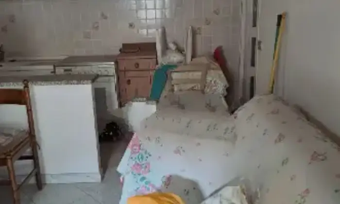 Rexer-Pescina-Casa-di-paese-in-vendita-in-via-Cristoforo-Colombo-Pescina-CameraDaLetto