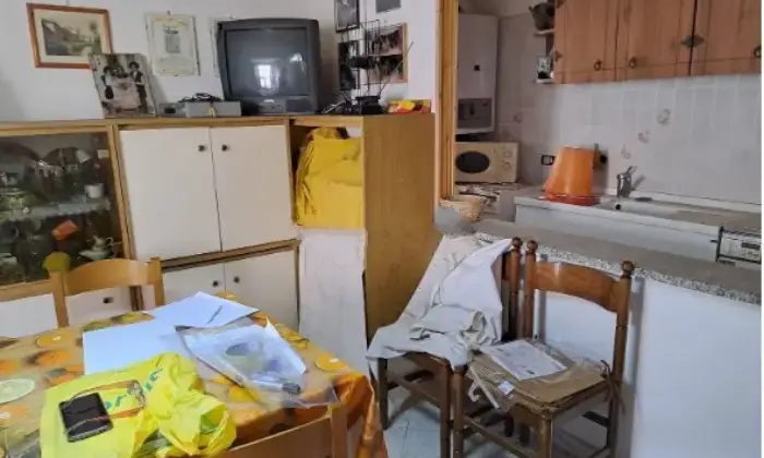 Rexer-Pescina-Casa-di-paese-in-vendita-in-via-Cristoforo-Colombo-Pescina-Cucina