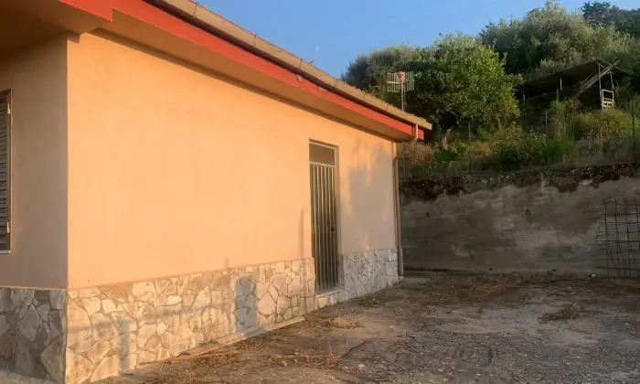 Rexer-Termini-Imerese-VILLA-a-KM-dal-mare-con-mq-di-terreno-Altro