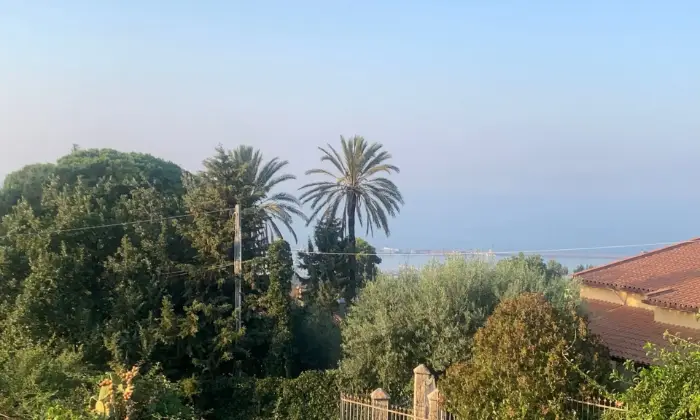 Rexer-Termini-Imerese-VILLA-a-KM-dal-mare-con-mq-di-terreno-Altro