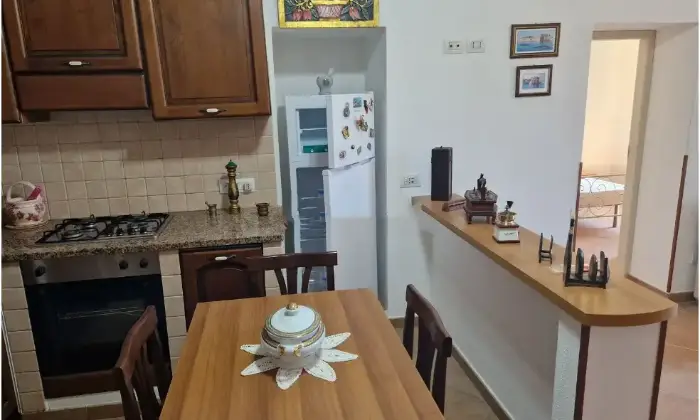 Rexer-Portoferraio-Vendesi-appartamento-in-via-San-Rocco-Centro-Portoferraio-Cucina