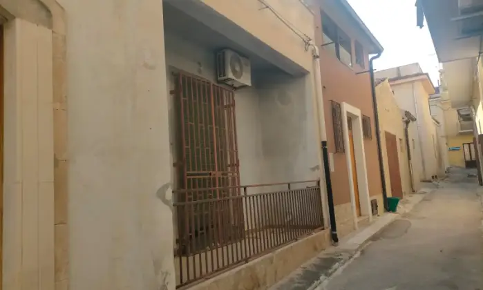 Rexer-Rosolini-Appartamento-in-vendita-in-via-Casmena-a-Rosolini-Terrazzo
