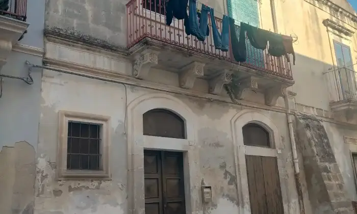 Rexer-Rosolini-Palazzetto-in-vendita-in-via-Aprile-a-Rosolini-Terrazzo